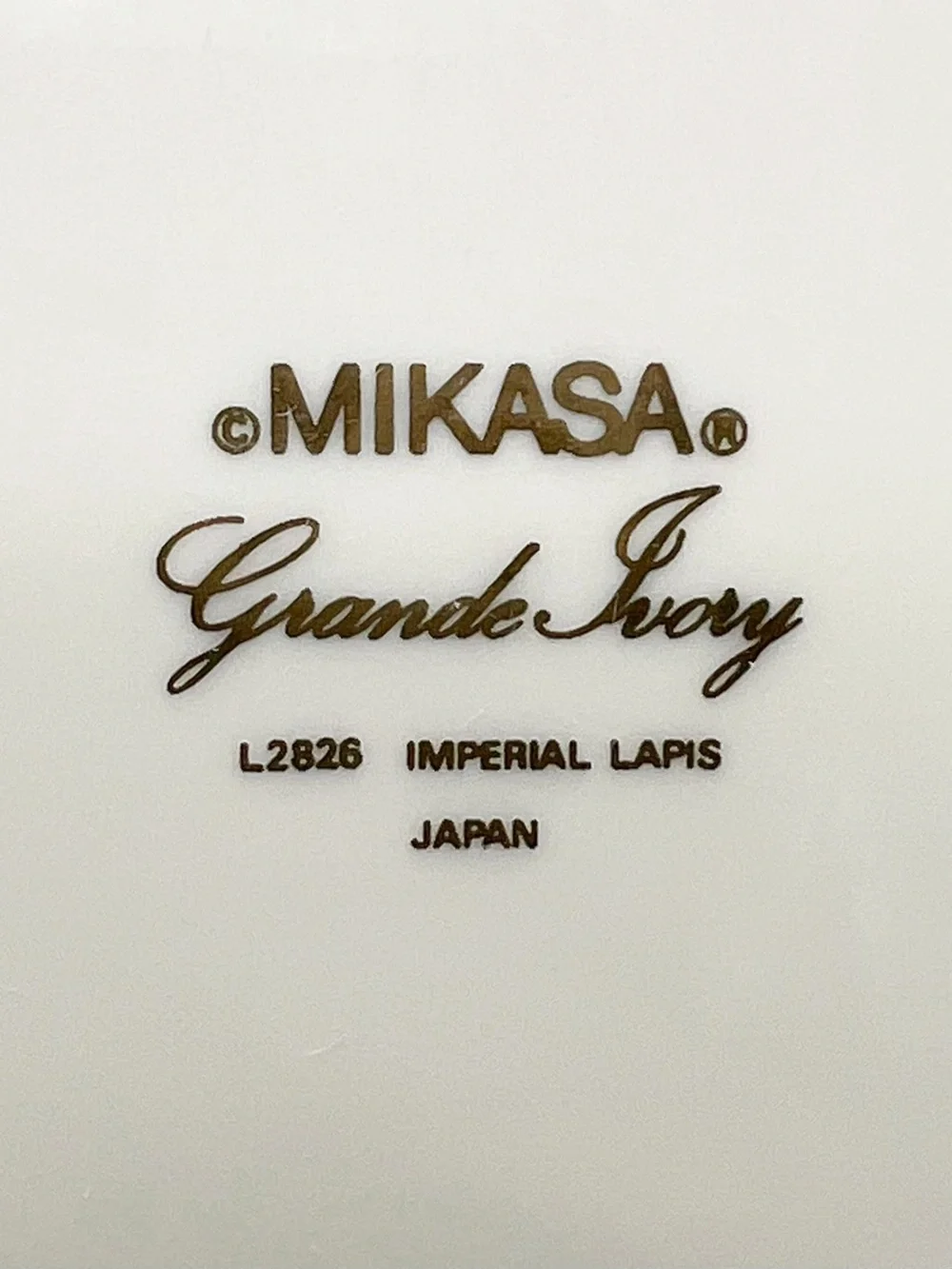 Vintage Mikasa Imperial Lapis Grande Ivory Porcelain Covered Sugar Bowl Dish EUC